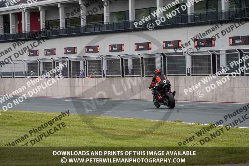 cadwell no limits trackday;cadwell park;cadwell park photographs;cadwell trackday photographs;enduro digital images;event digital images;eventdigitalimages;navarra;no limits trackdays;peter wileman photography;racing digital images;trackday digital images;trackday photos